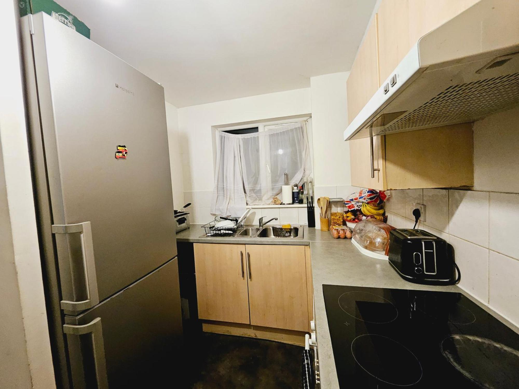 Lovely Fully Furnished One Bed Flat To Let Enfield Exteriör bild