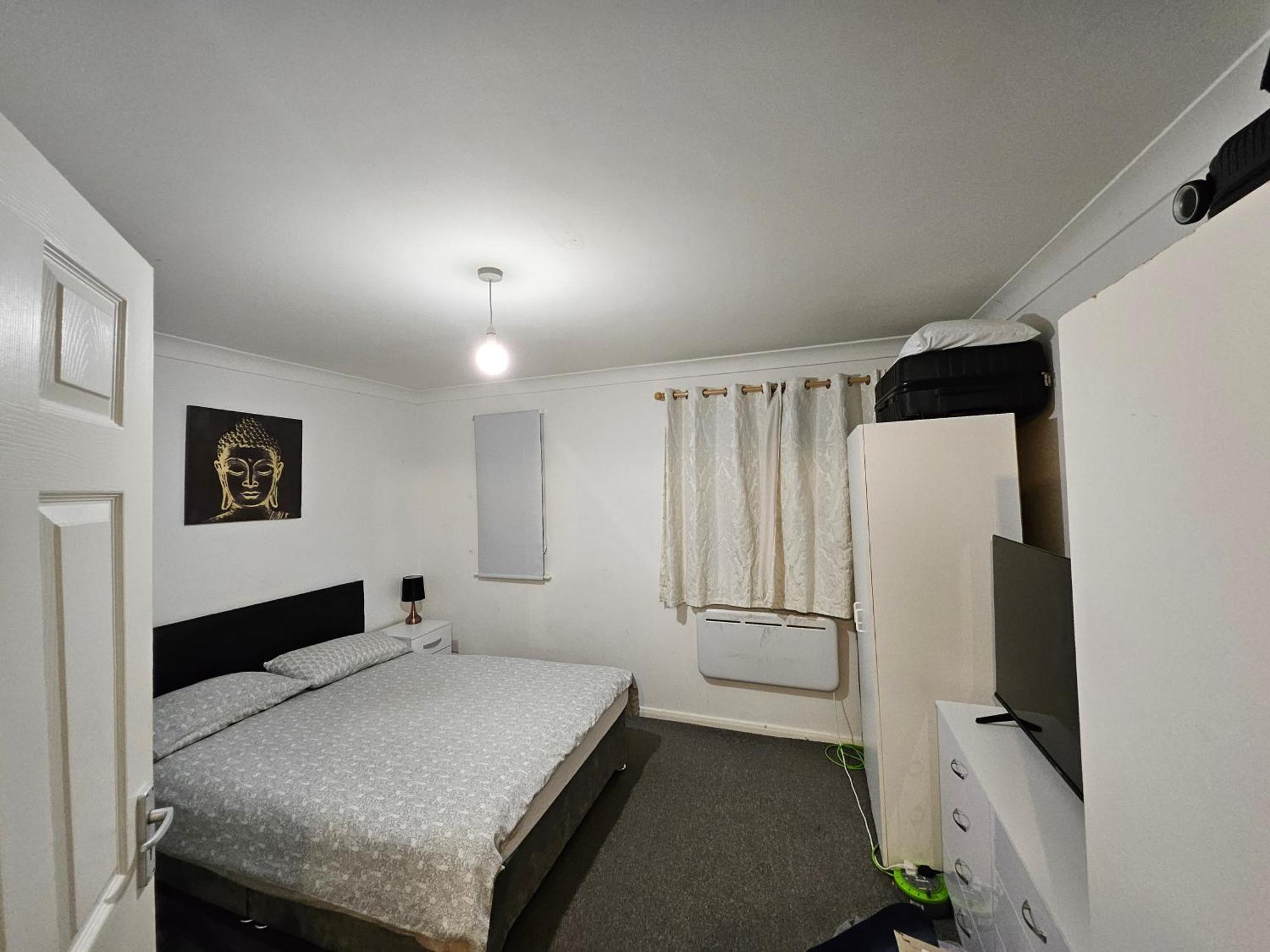 Lovely Fully Furnished One Bed Flat To Let Enfield Exteriör bild